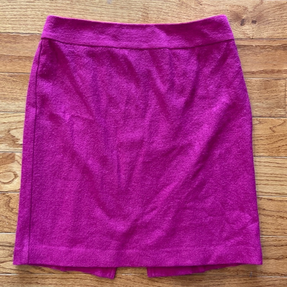 Banana Republic Pencil Skirt  HOT PINK Knee Length Lined Slit Wool Blend SIZE 6